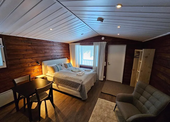 Chalet North Frontier